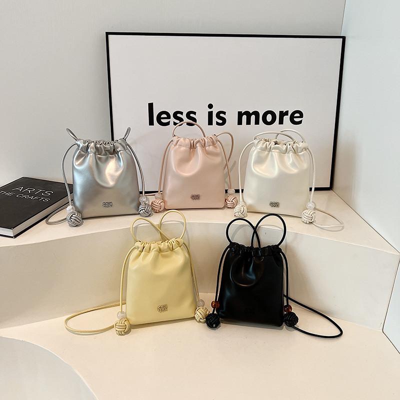 IELGY Fashion Simple Mobile Phone Lucky Bag Bag Lightweight Fresh Drawstring Hand Bag Crossbody