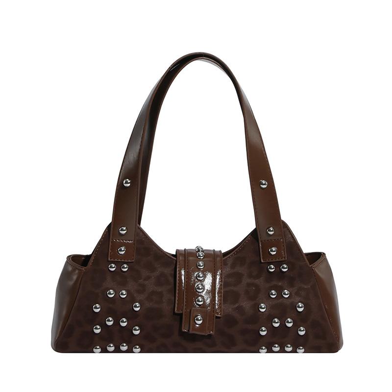 High-end Handbag, Small Handbag, Niche Design Sense, Underarm Bag, Riveted Functional Baguette Bag