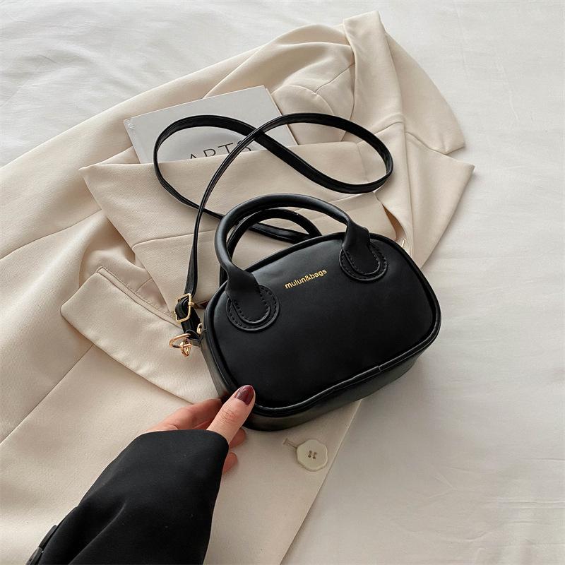 

Fashion splicing texture handbag spring new versatile shoulder messenger bag small square bag women