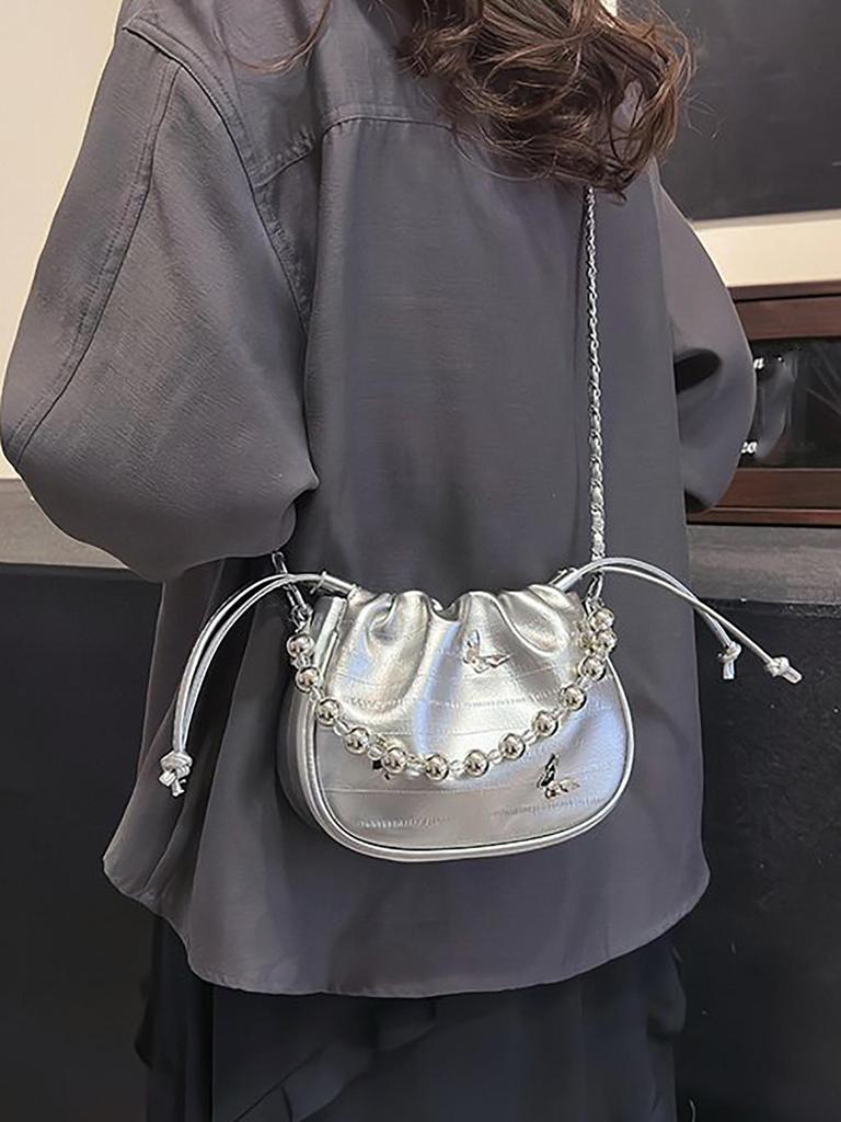 Silberfarbene geraffte Cloud Damen Umhänge-Schultertasche