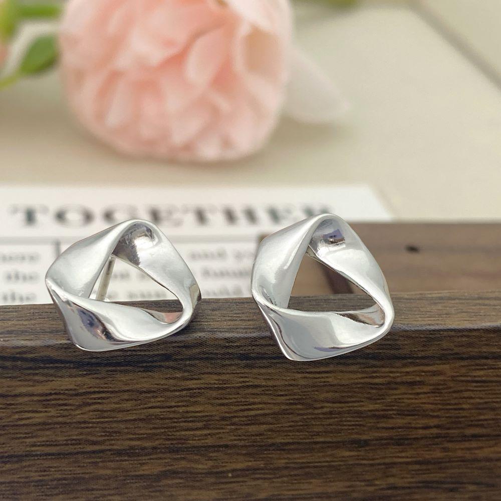 European-American S925 Sterling Silver Mobius Stud Earrings: Simple, Electroplated, Stylish Women s Fashion Accessory S925 Silver