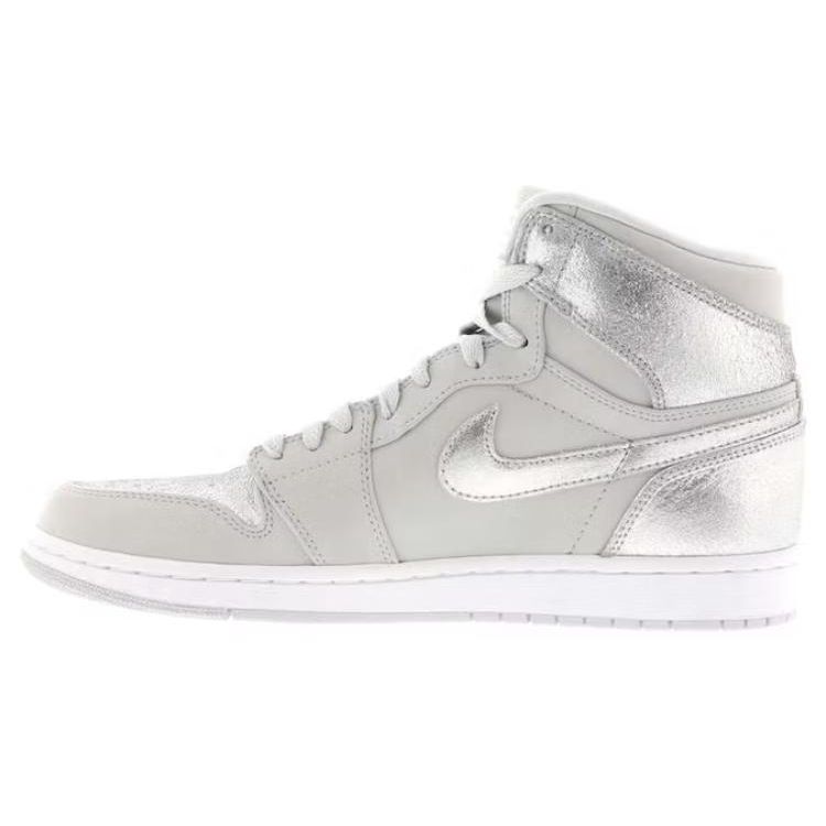 

Мужские кроссовки Air Jordan 1 Retro Hi Silver 25th Anniversary серые нейтрально-серые Mtllc-серебряные-белые 396009-001