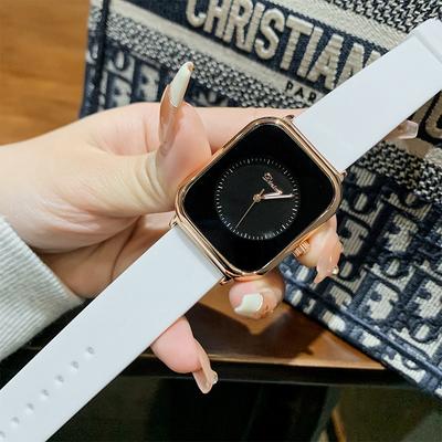 New Fashionable Silicone Band Watch, Temperament and Personality, Square Quartz Watch, Casual and Trendy Couple Watch