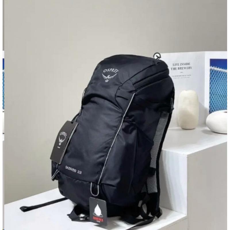 

Little Eagle 34L Waterproof Hiking Backpack for Men & Women - Beetle Osprey