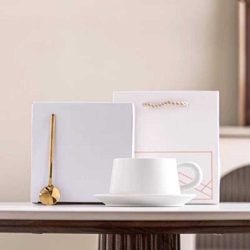 Elegant White Ceramic Coffee Cup and Saucer Set 240 мл