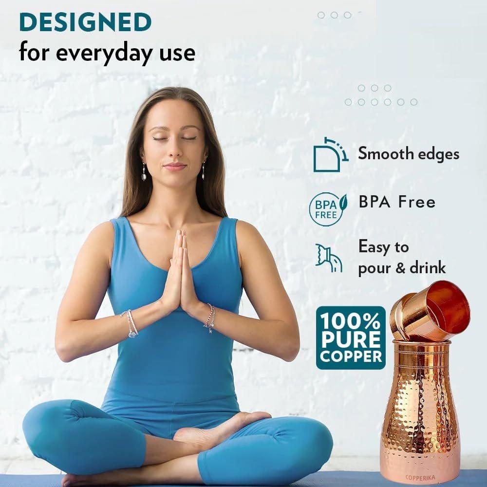 Set Cadou Diwali Ciocanit Borcan Dormitor Sticlă Apă Cupru 1000ml + Pahar Cupru (Pachet de 2-300ml Fiecare) Construcție Originală Solidă