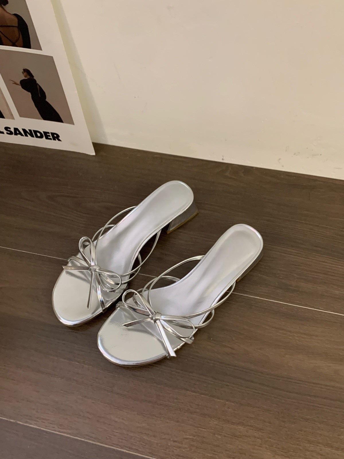 

Thick heel premium cool slippers women s shoes wear 2025 new summer fairy style bow sandals 42