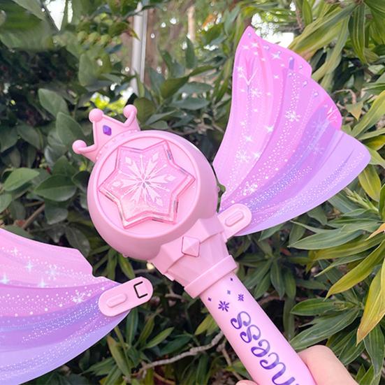 130ml Seifenblasenmaschine Wunderbare Musik Abnehmbare Angeregte Flügel Elektrisch Auslaufsicher Unterhaltung ABS Kleine Fee Schmetterling Seifenblasenstab Sommerspielzeug