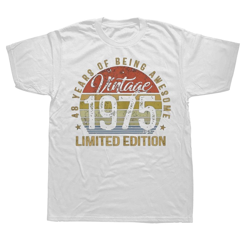 Novelty Awesome Born In 1974 -1976 Graphic Streetwear Short Sleeve Birthday Gifts Summer Style T-shirt Mens Clothing