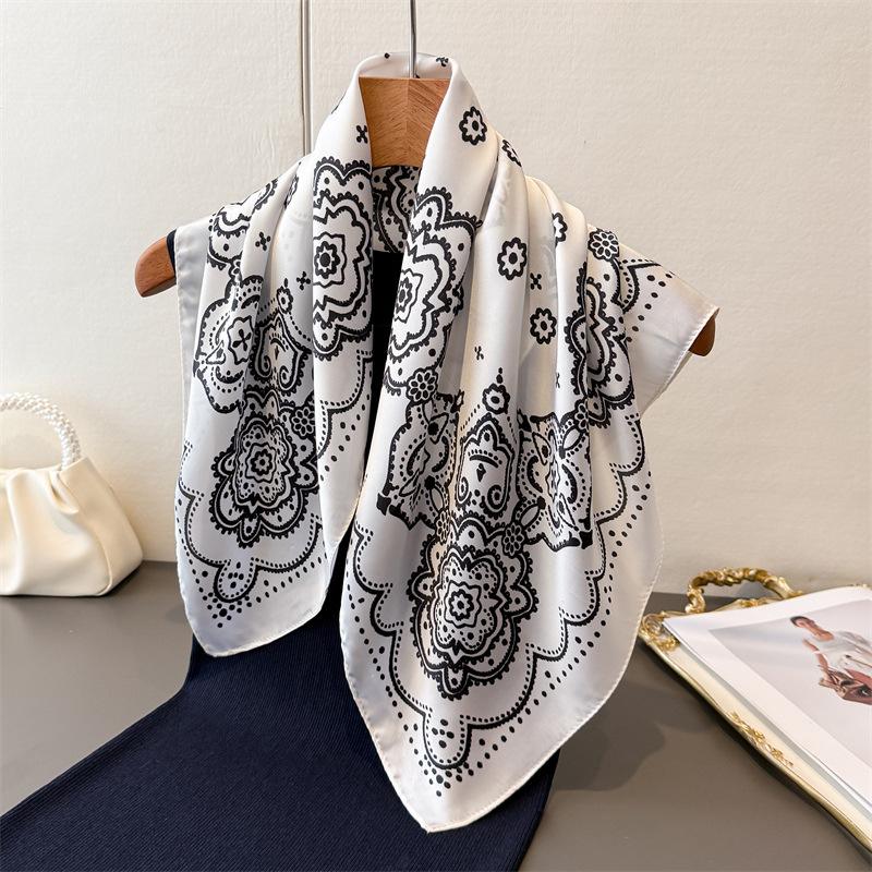 Retro Ethnic Style Simulation Silk Printing Square Scarf Shawl Scarf High-end Neck Small Square Scarf Headscarf Silk Scarf Scarf