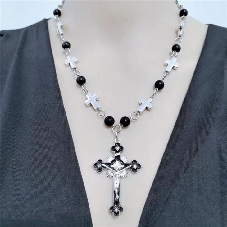 Fashionable Cross Pendant Necklace Pearls Beaded Chain Hiphop Collarbone Chain