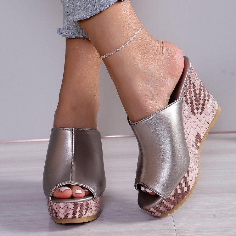 

Fish mouth and cool slippers women s summer new waterproof table small man thick bottom color matching outer wear one-word drag 35 сірий колір