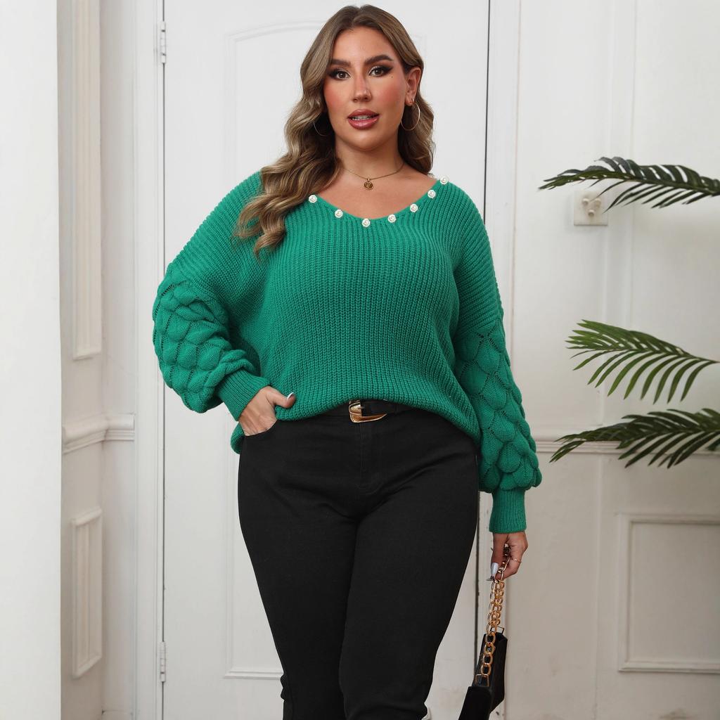 26/5000 A Large-sized Women's Sweater with Pineapple Sleeves and A Deep V Base Layer, and A Casual Top with Beaded and Pearl Patchwork