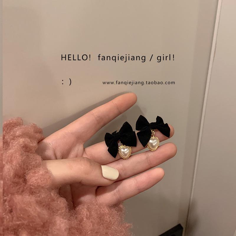 French Retro Zircon Pearl Stud Earrings - Elegant, Versatile Light Luxury Design for Women