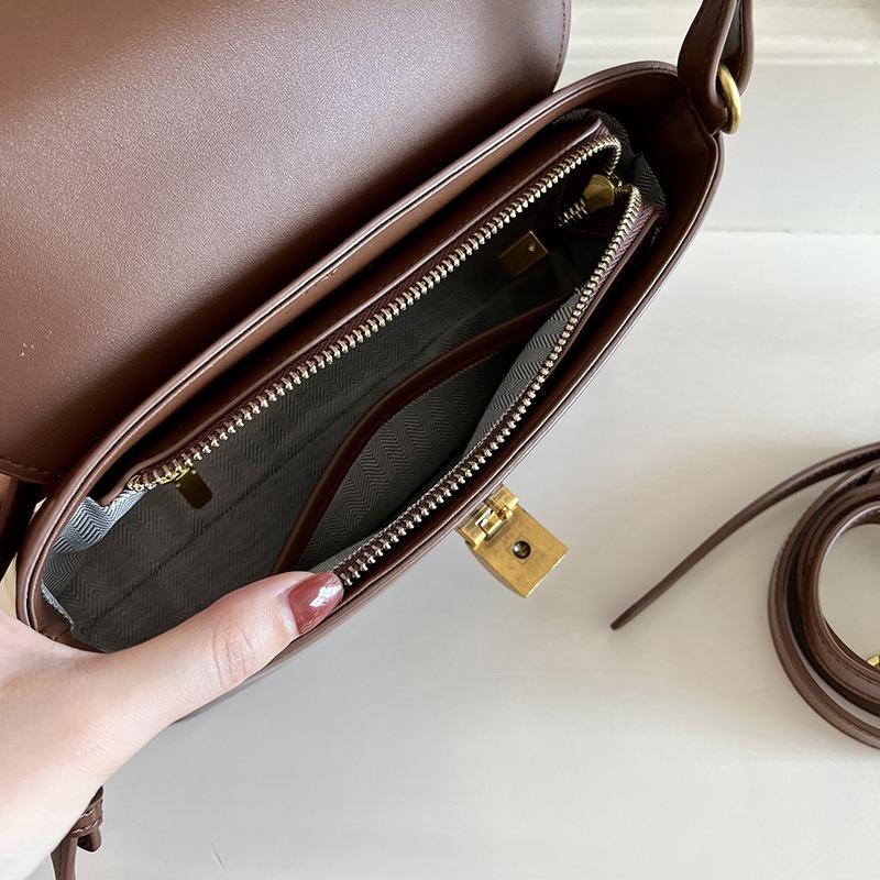 Leather handbag women's new trendy fashion retro underarm bag method stick bag medieval shoulder messenger women's bag
