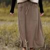 2025 Autumn/Winter Women's Retro Knit Midi Skirt - Slimming, Mid-Length with Double Pockets