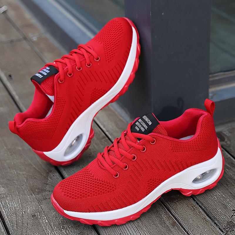 Summer Quanzhou women's shoes black running sports shoes mesh breathable casual shoes air cushion travel shoes platform non-slip shoes