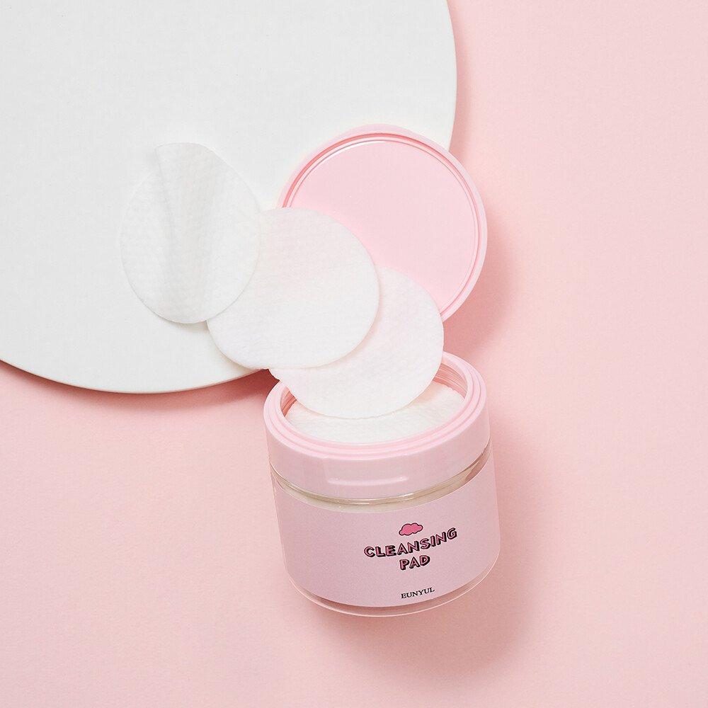 

Eunyul Cloud Cleansing Pads 70 sheets / Easy cleansing with just one sheet