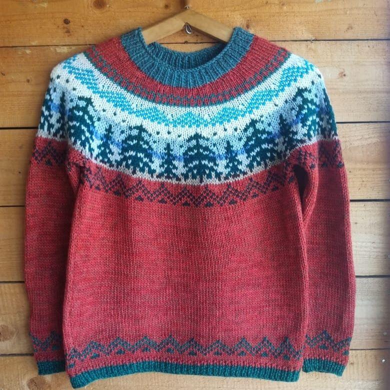 Women's Round Neck Colour Blocked Loose Fashion Pullover Knitted Top Luxurious Relaxed-fit Slimming and Versatile Top