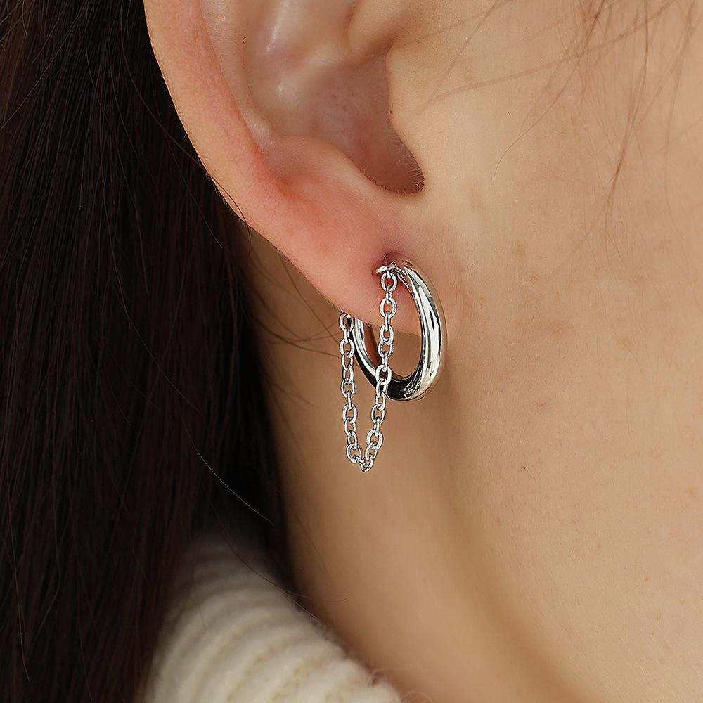 Simple and compact ear clip without ear piercing female titanium steel ear bone clip niche design