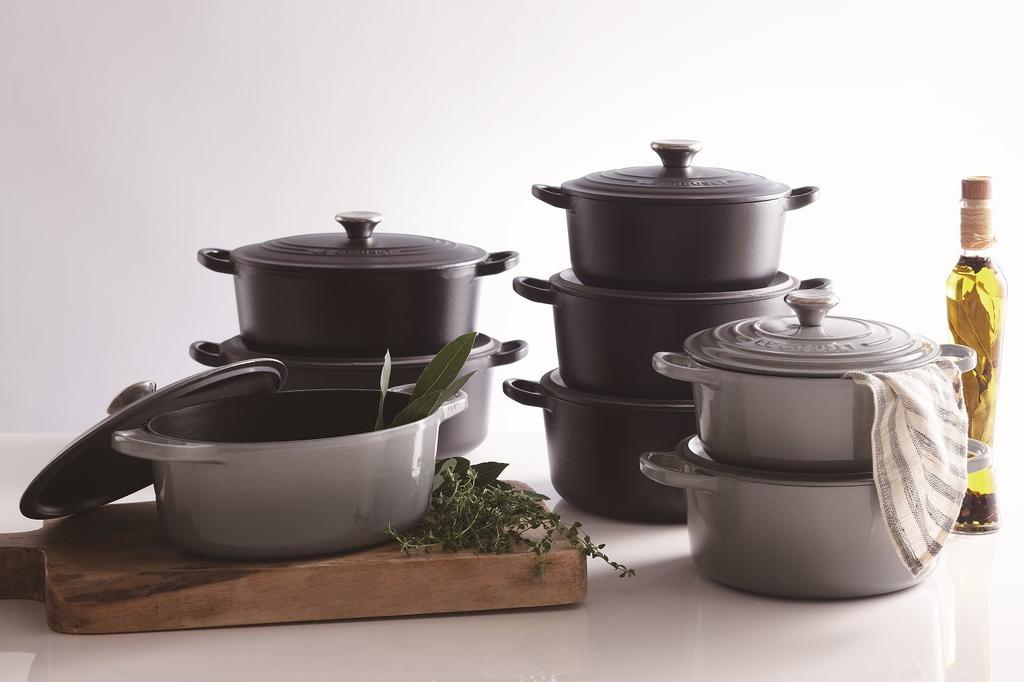 LE CREUSET Cast Iron Enamel Cocotte Ronde Pot, 18 Cm, Matte Black, Gas and Induction Oven Compatible [Official Japanese Product]