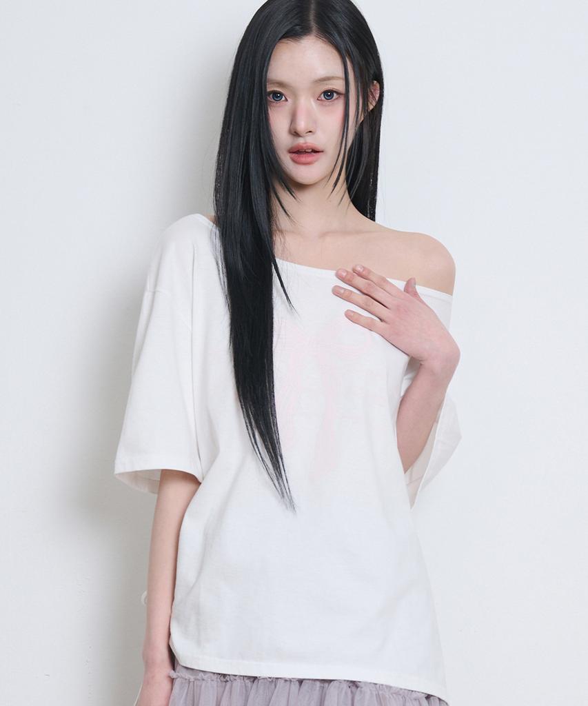 ILLIGO Ribbon Shirred Off-Shoulder T-Shirt White