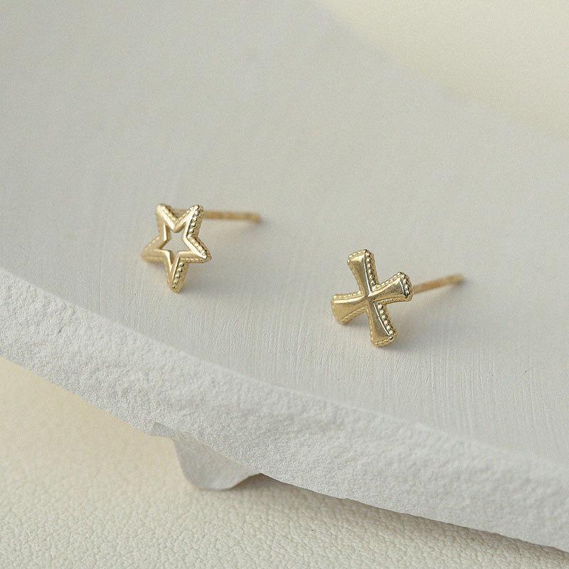 14K Gold-Plated S925 Sterling Silver Star Cross Asymmetrical Earring Studs 14K Gold Pair (with Earplugs)