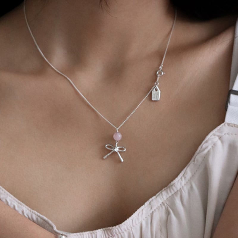 VINOOM ribbon ball necklace