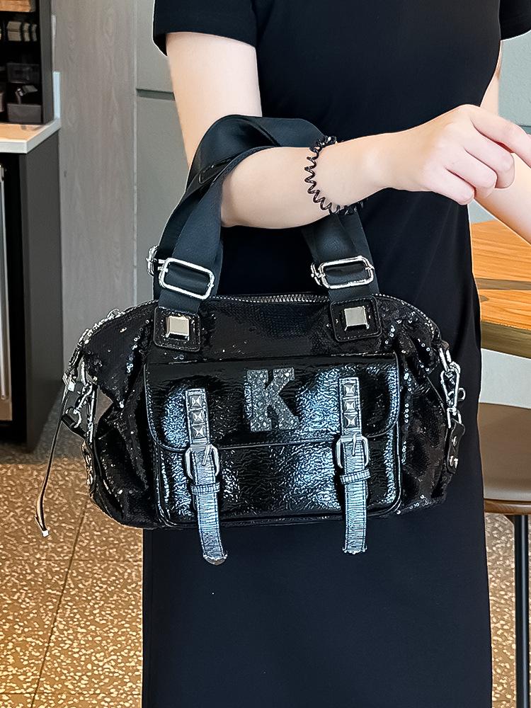 Luxusní dámská crossbody kabelka z roku 2025: Velká kapacita, evropská a americká móda, ideální pro maminky