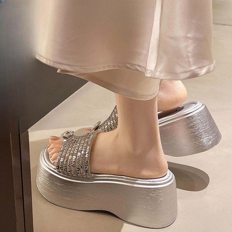 

Height-increasing Shoes Thick-soled Slippers and Flip-flops 35 чорний