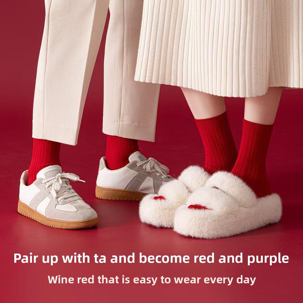 Autumn and Winter Bright Red Socks for Women, Solid Color Mid-calf Socks for Men, Bright Red Socks Full of Good Fortune for The New Year