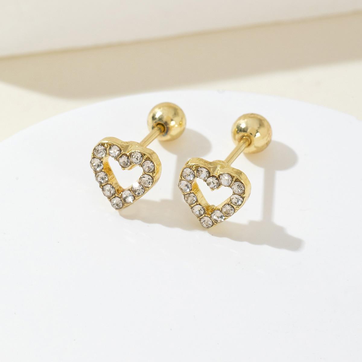 

Exquisite Zircon Mini Heart Stud Earrings for Women Men Small Versatile Daily Hollowed Out Couple Earrings Jewelry Accessories