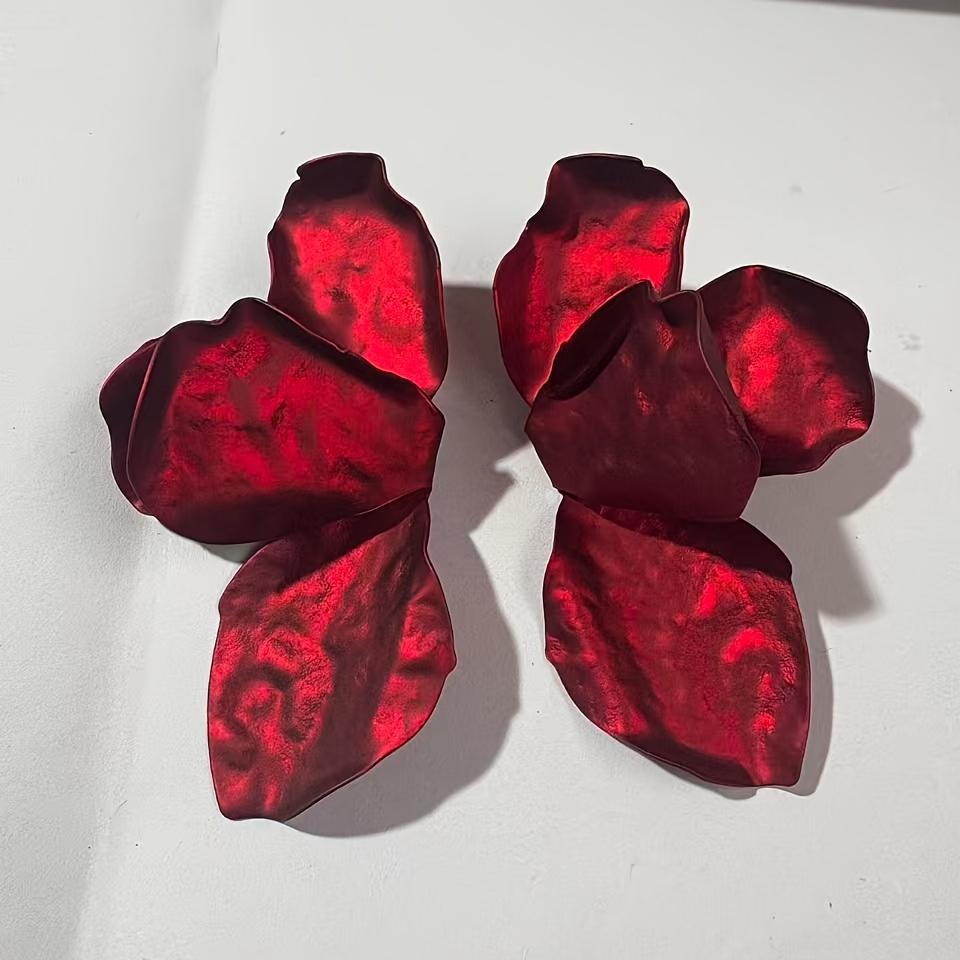 

Vintage-Style Glazed Earrings with Oversized, Irregular Petals in Multiple Colors рожевий червоний колір
