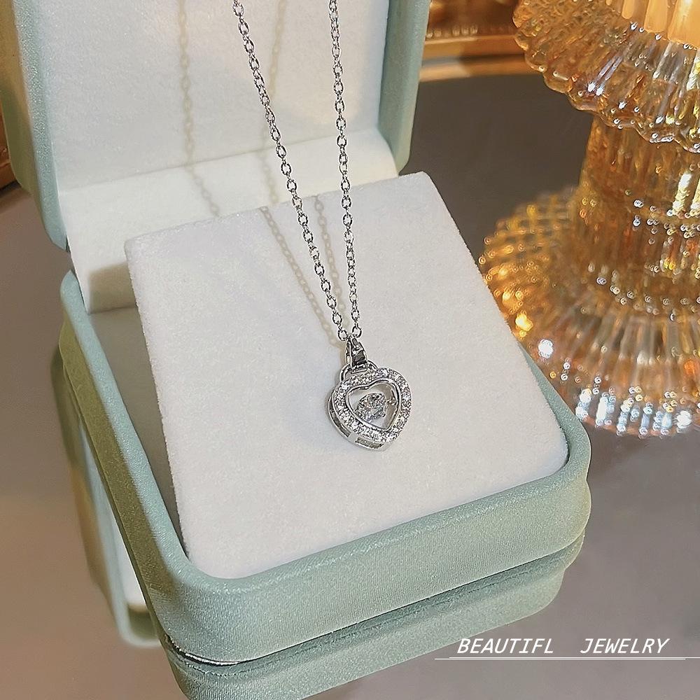 

Best-Selling Korean Clavicle Chain: Versatile Fairy Pendant Necklace in Titanium Steel