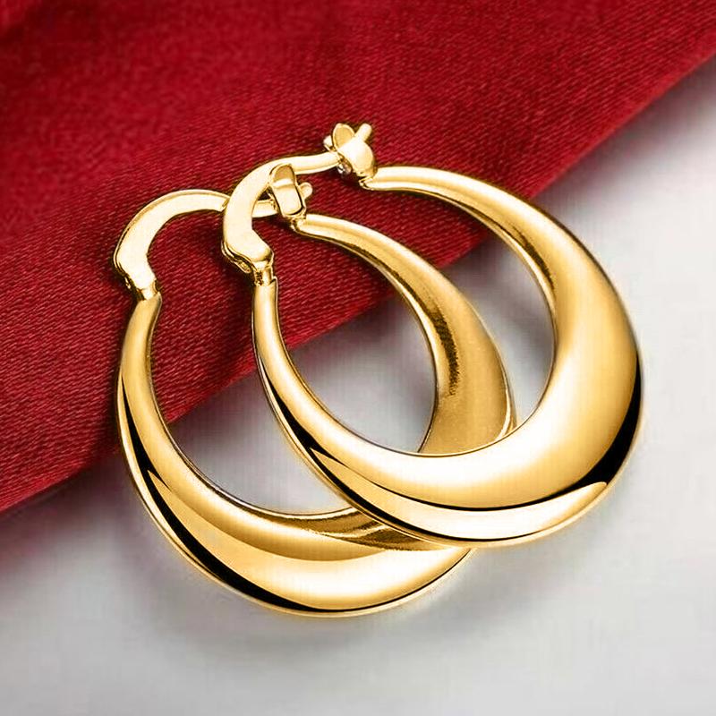 Huitan Hot Trendy Big Circle Hoop Earrings Women Metal Gold Color/Silver Color Versatile Ear Piercing Earrings Statement JewelryGood product
