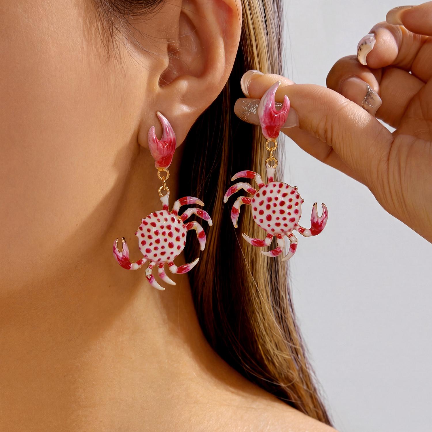 

2026 New Design Fashion Crab Drop Earrings for Women Funny Summer Vacation Beach Sea Animal Earrings Aesthetic Jewelry Gift