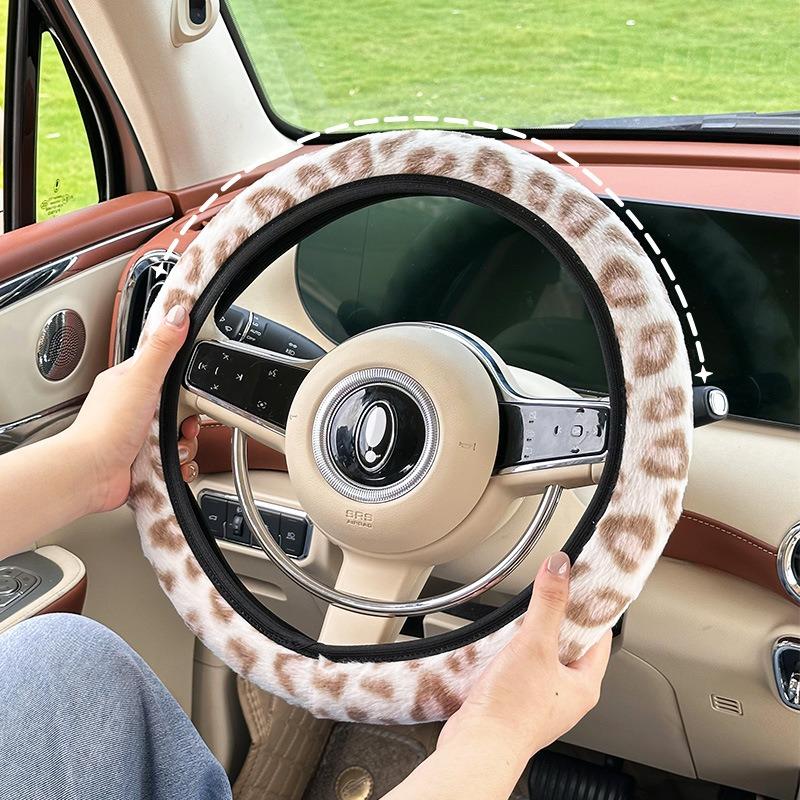 Winter Warm Plush Anti Slip Universal Car Steering Wheel Protection Cover