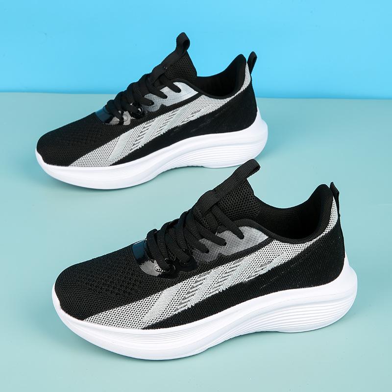 Ultra-light brand shoes, running shoes, spring and summer new breathable and lightweight soft-soled casual sports shoes