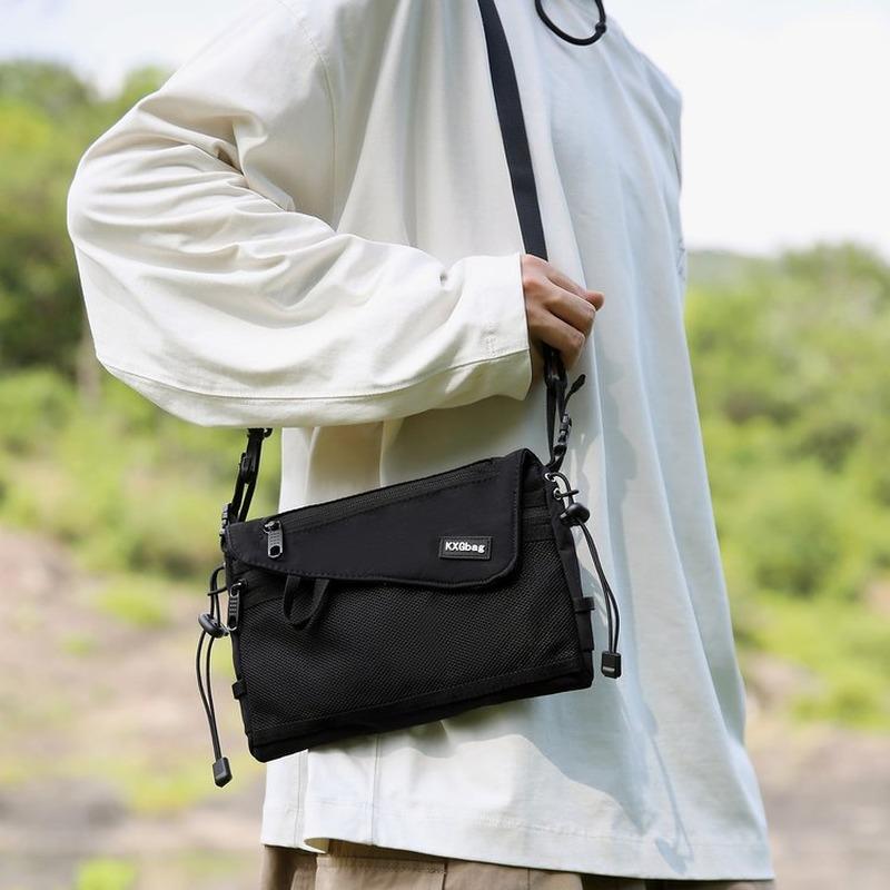Lightweight Casual Crossbody Bag, Suitable for Men and Women, Perfect for Daily Commuting, Short Outdoor Hiking Trips, Street