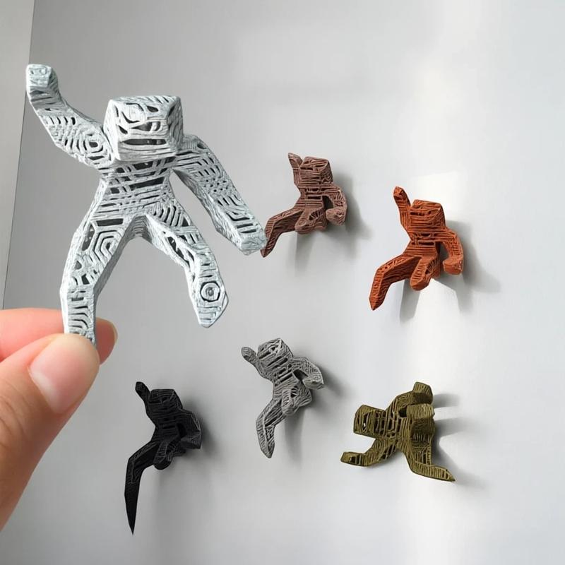 Hot Movie Props Pendant Cute Rocky Alien Based Lifeform Figure with Tools 3D Printed Home Office Decor Refrigerator Magnet