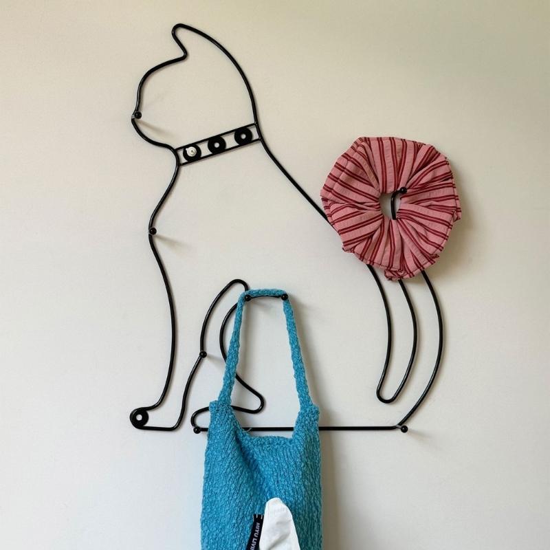Retro Cartoon Cats Wall Hook Minimalist Design For Home Decors Functional To Hanging Clothes Hats And Bags Durable Iron Materials Suitable For Various
