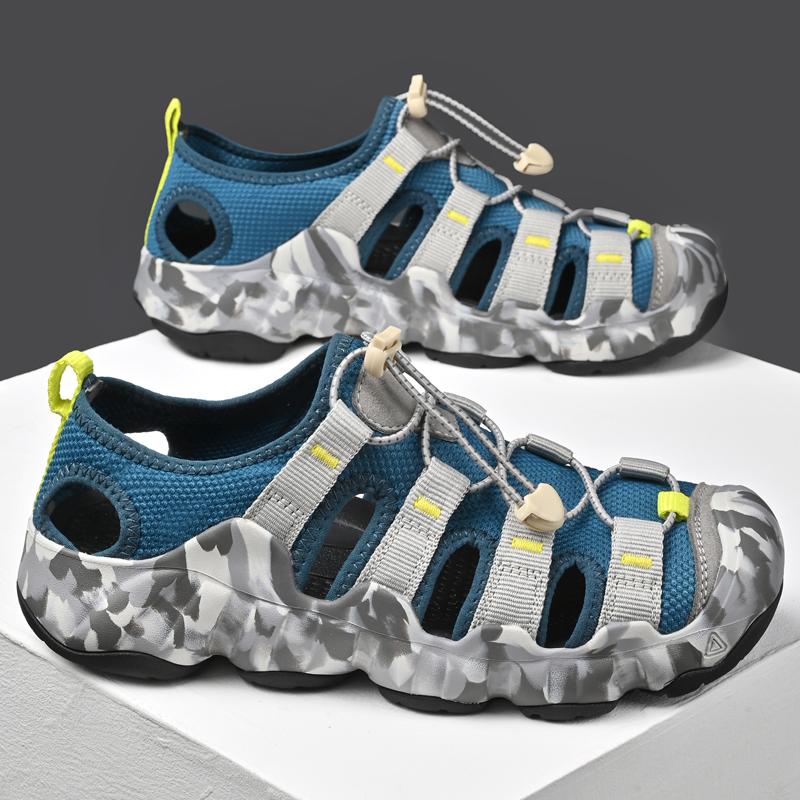 Fashion New Summer Men Comfort Sandals Hollow Out Breathable Flats Leather Casual for Driving Shoes Beach Vacation Soft Sole Men Sandal