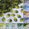 50 gab. Stikla kamēlijas tējas kulons 26 x 18 mm Lapas izmērs DIY rotaslietu izgatavošanas krelles komplekts kaklarotām, rokassprādzēm, auskariem