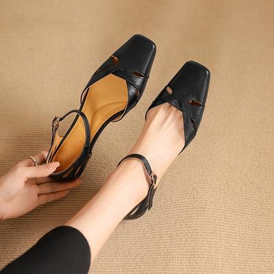 Mode NOUVEAU Été Sandales pour Femmes Chaussures en Cuir Véritable pour Femmes Bout Couvert Talon Couvert Chaussures Bout Carré Talon Bas Sandales Design Concises