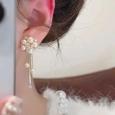 French High-end Pearl Flower Flash Diamond Fringed Earrings Niche Temperament Celebrity Exaggerated Feminine Earrings