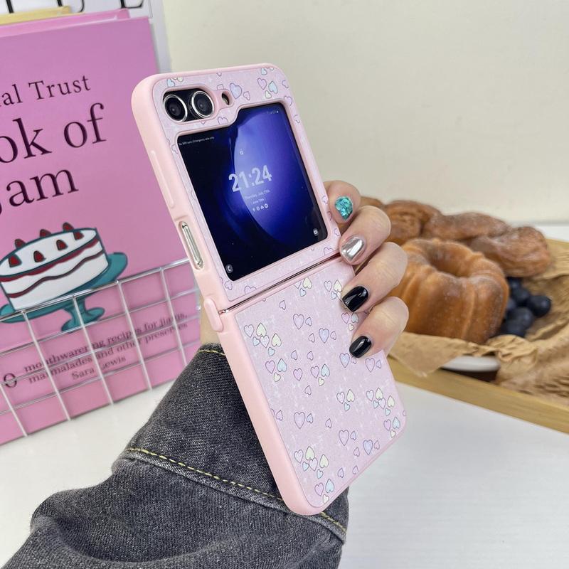 Милые маленькие сердечки с принтом — фото 5