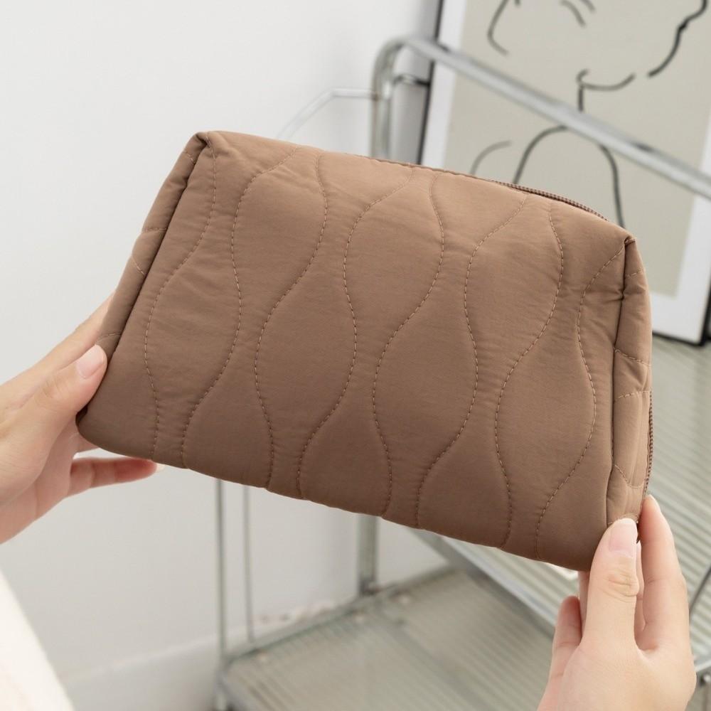 New Large Capacity Quilted Cosmetic Bag Waterproof with Zipper Toiletry Bag Multifunctional Skincare Products Pouch