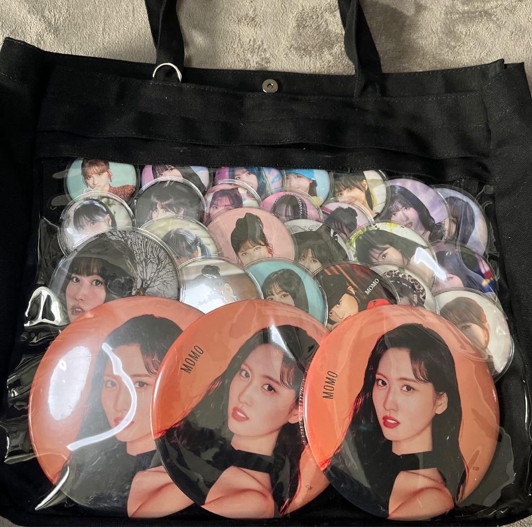 

[USED] TWICE Momo Itaba Can Badge