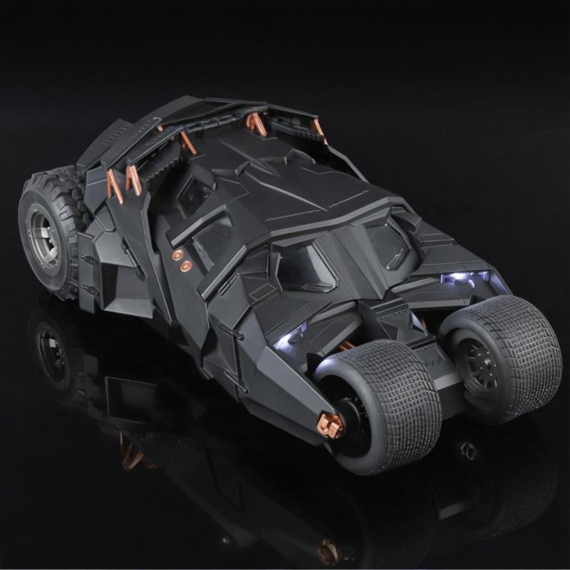 1:18 Batmobile Tumbler Off Road Vehicle Alloy Metal Diecast Model Car Sound And Light Spray Trendy Ornament Birthday Present Boy