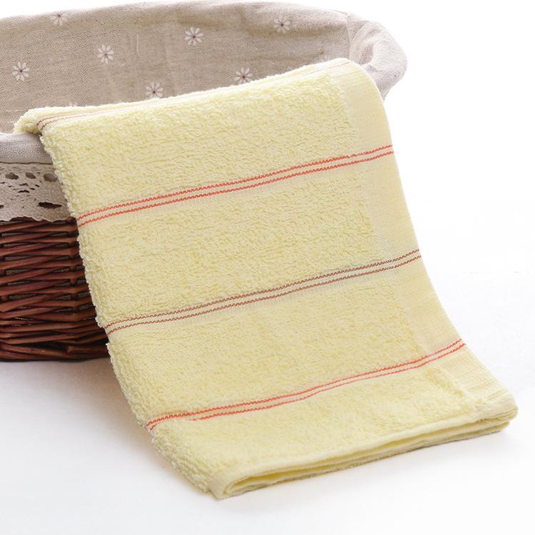 Plaid Cotton-Polyester Hand Towel - Soft, Absorbent, Ideal for Home & Hotel Use